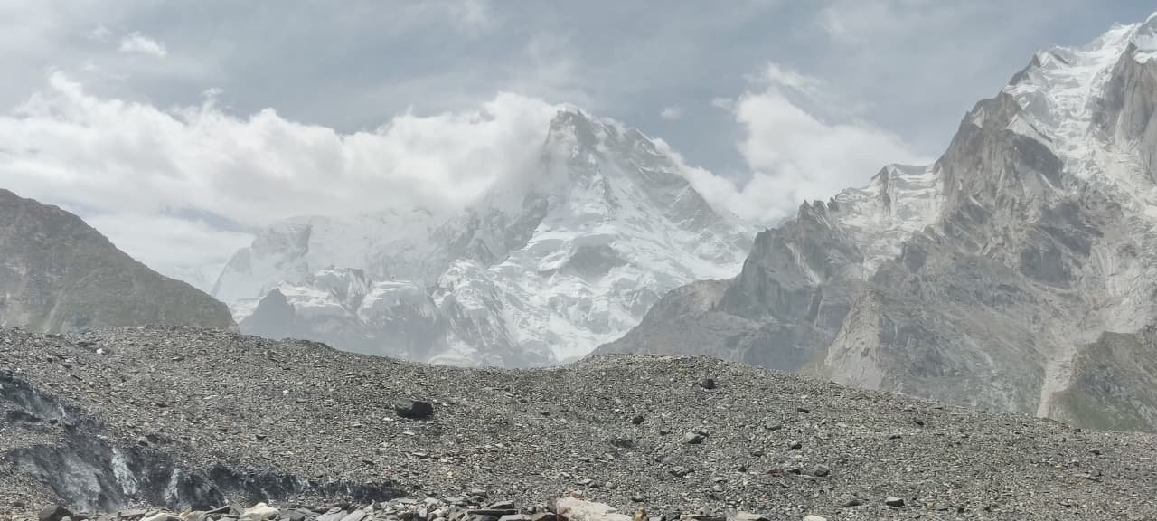 broad peak